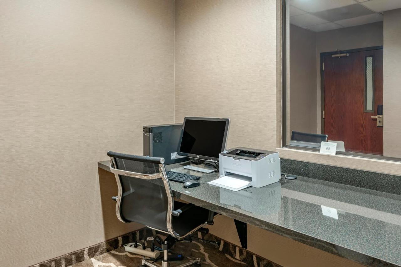 Comfort Inn & Suites St Louis-O'Fallon Eksteriør billede