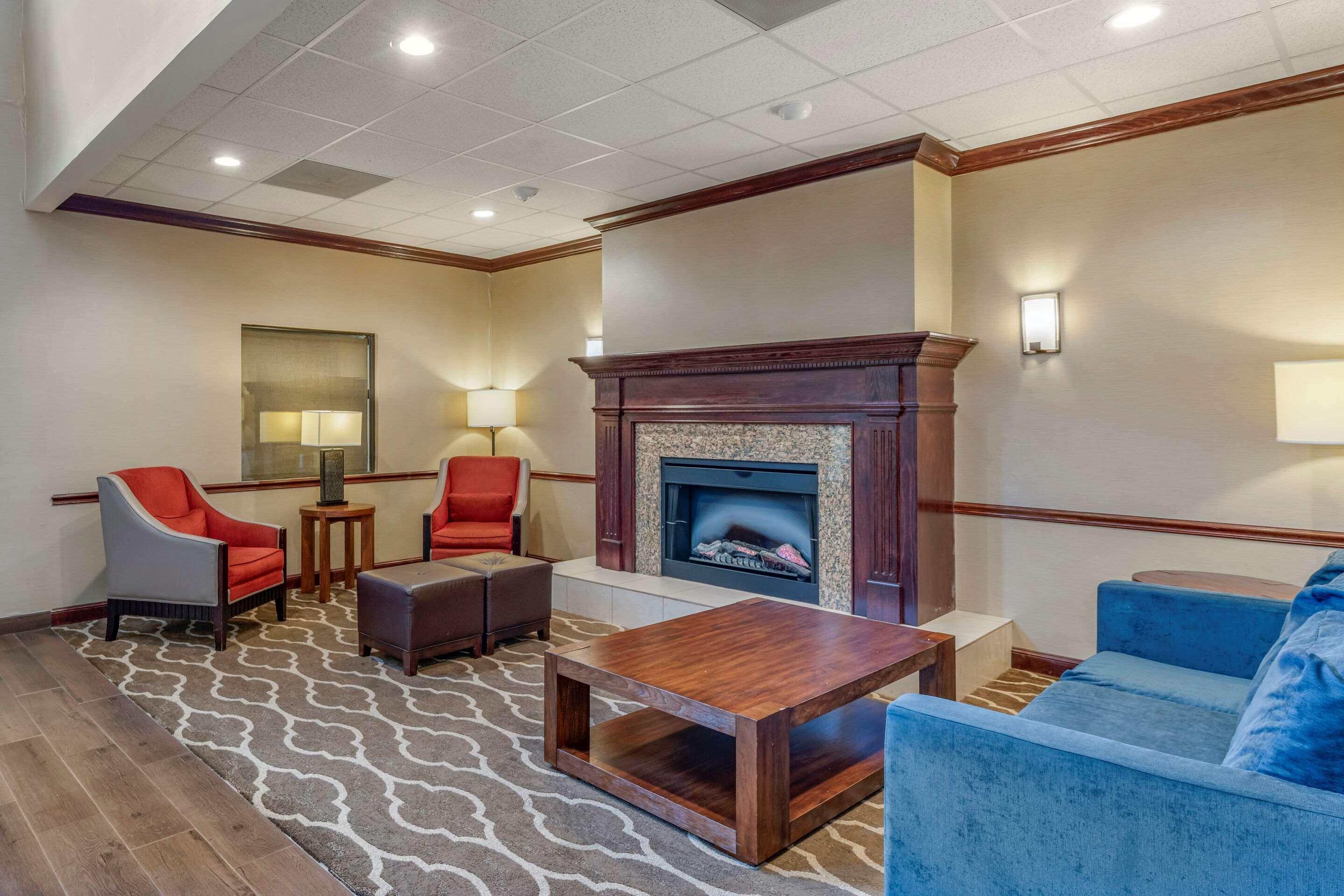 Comfort Inn & Suites St Louis-O'Fallon Eksteriør billede