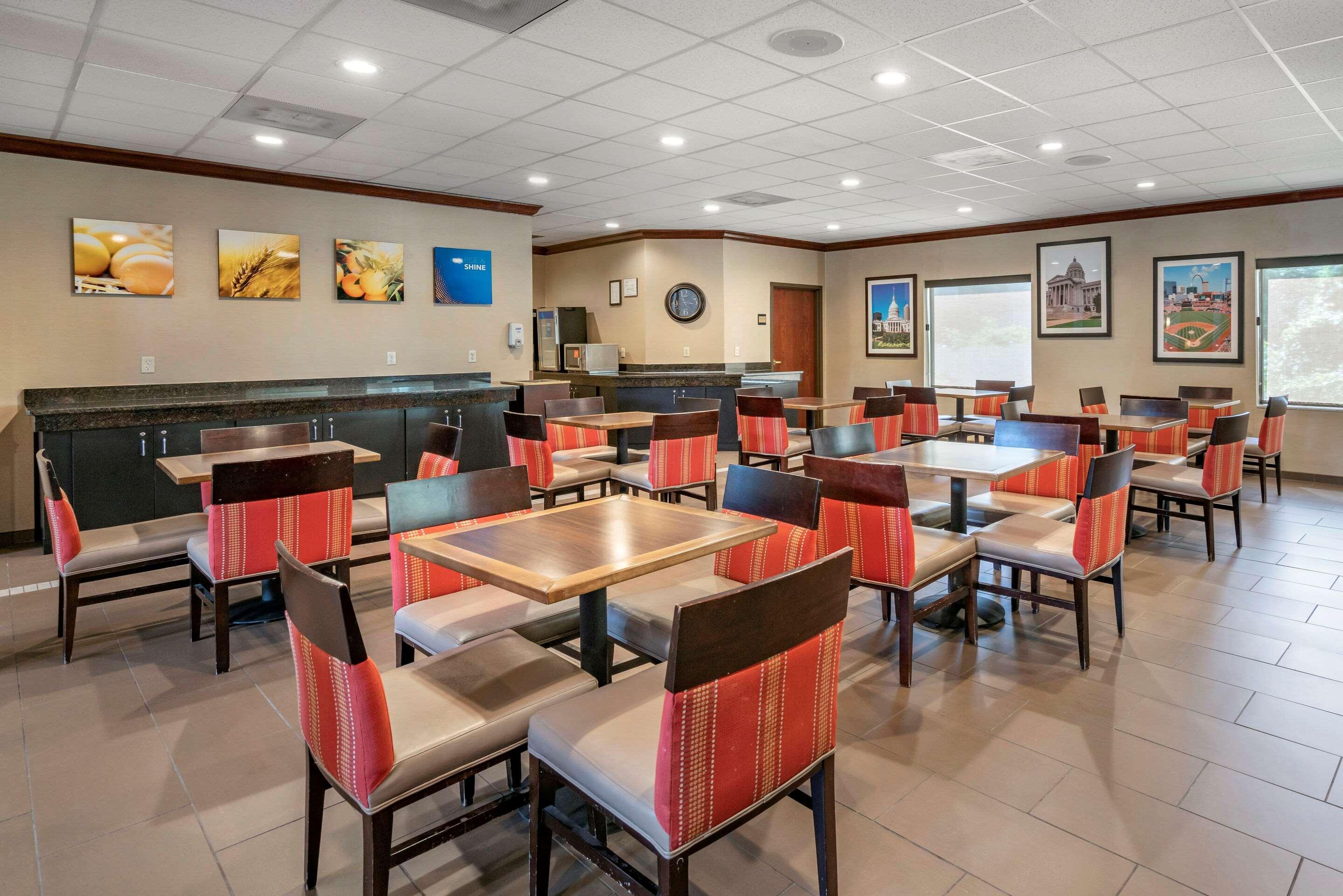 Comfort Inn & Suites St Louis-O'Fallon Eksteriør billede