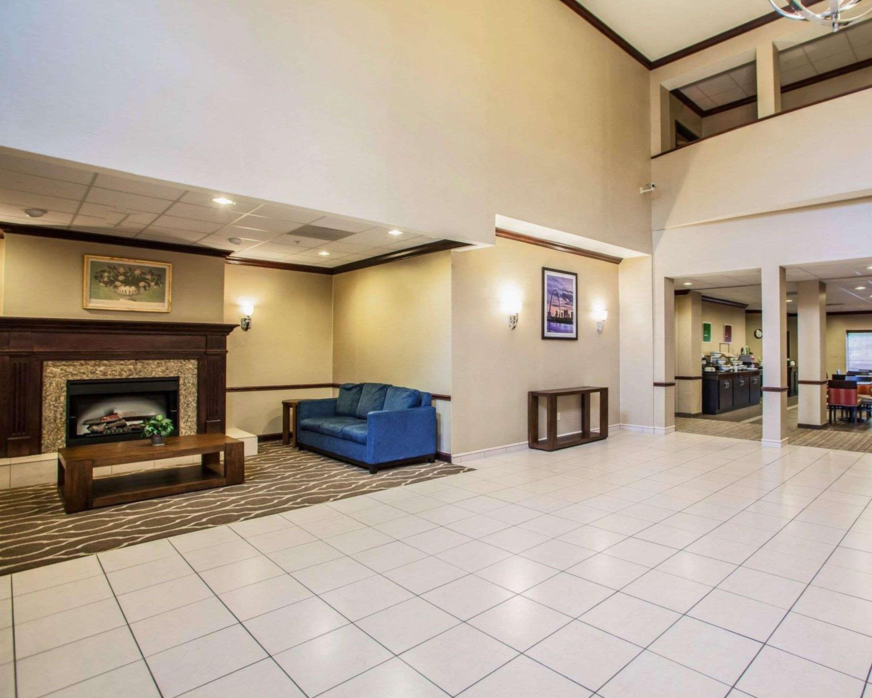 Comfort Inn & Suites St Louis-O'Fallon Eksteriør billede