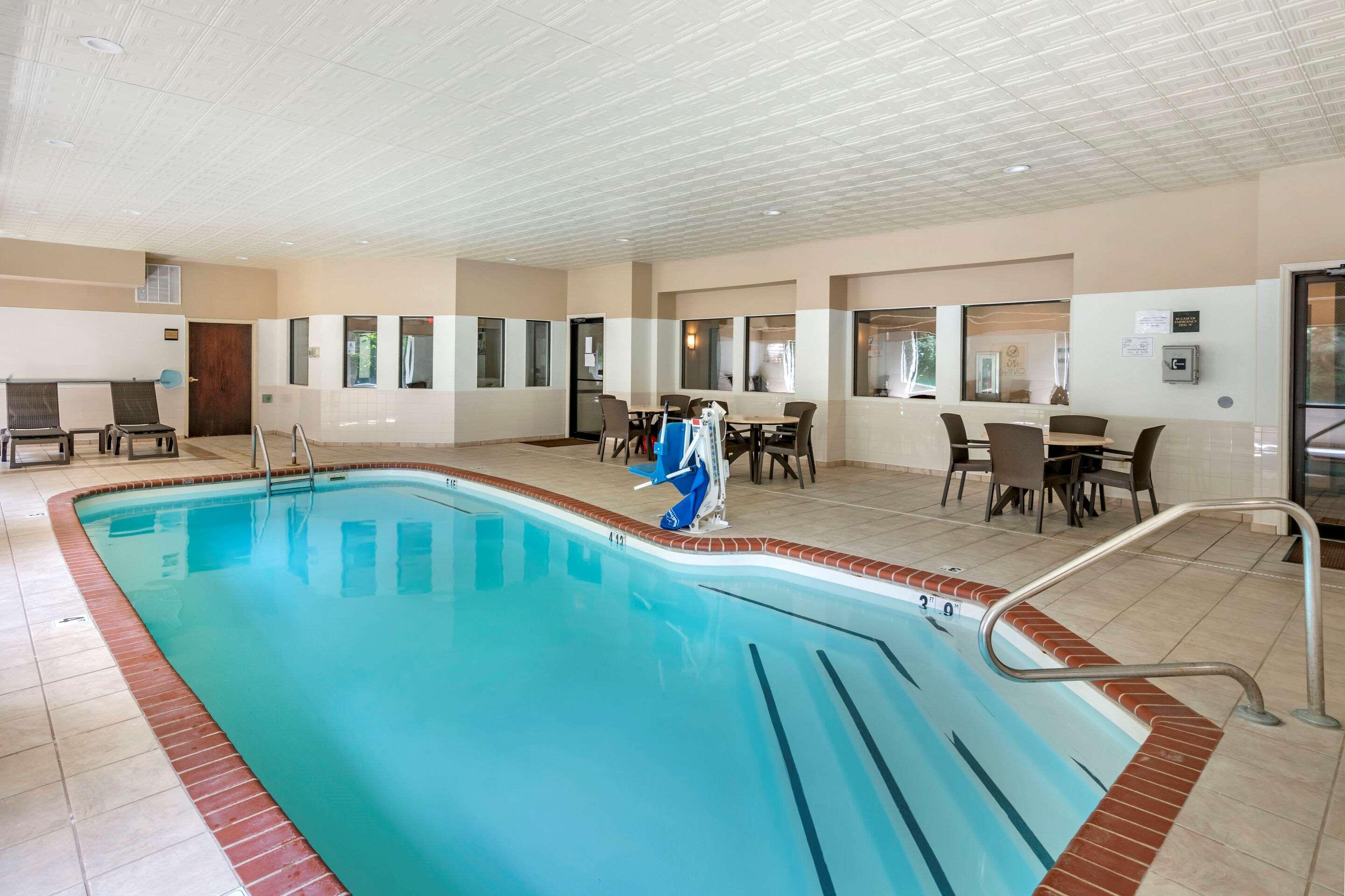 Comfort Inn & Suites St Louis-O'Fallon Eksteriør billede